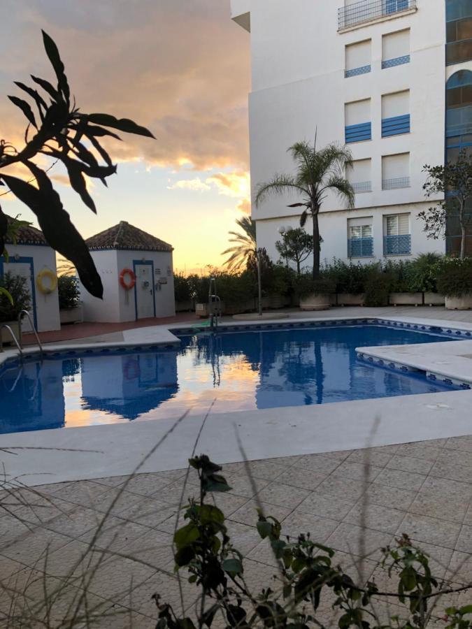 Marina Apartment Beach Estepona Eksteriør bilde