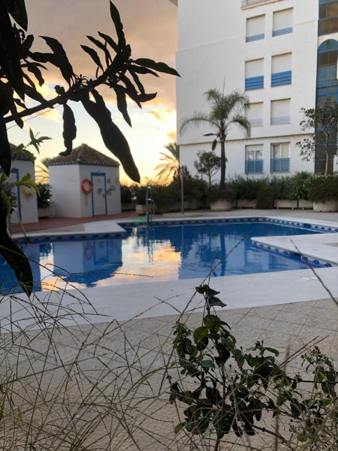 Marina Apartment Beach Estepona Eksteriør bilde